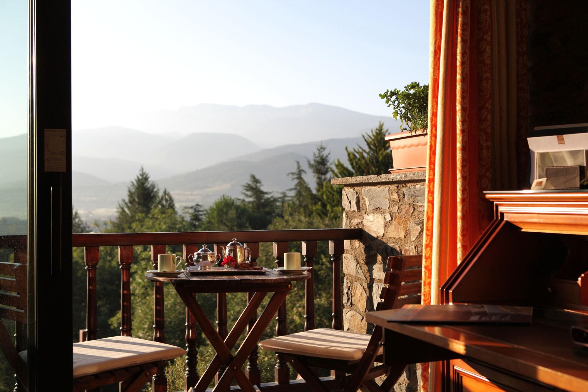 El Castell De Ciutat - Relais & Chateaux La Seu d'Urgell Esterno foto