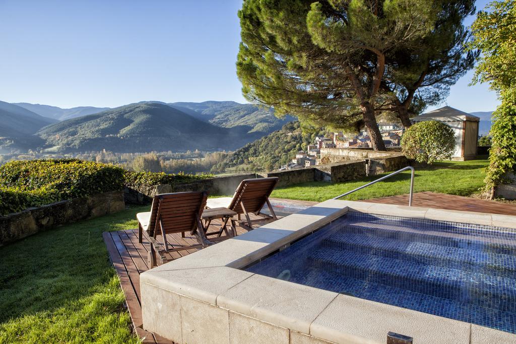 El Castell De Ciutat - Relais & Chateaux La Seu d'Urgell Esterno foto